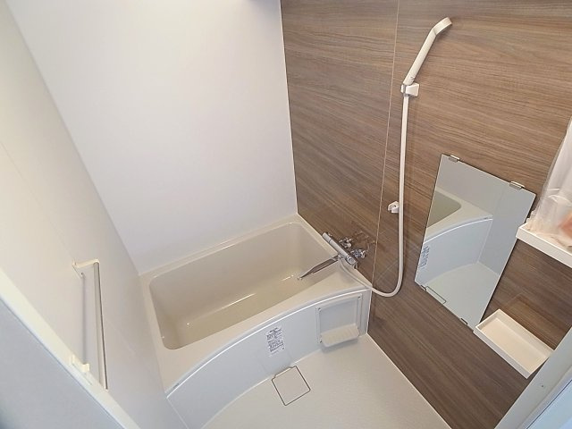 Regulus水木通の浴室|入替済みの綺麗なバスルーム