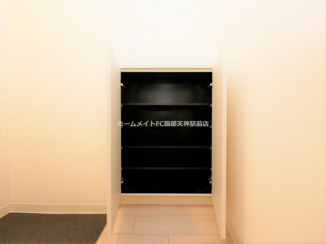 エグゼ難波南VIの収納