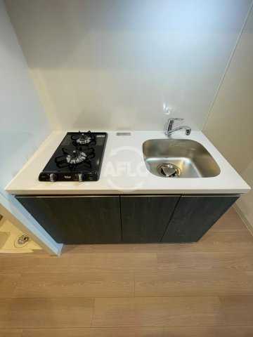 ファステート難波ミライズのキッチン