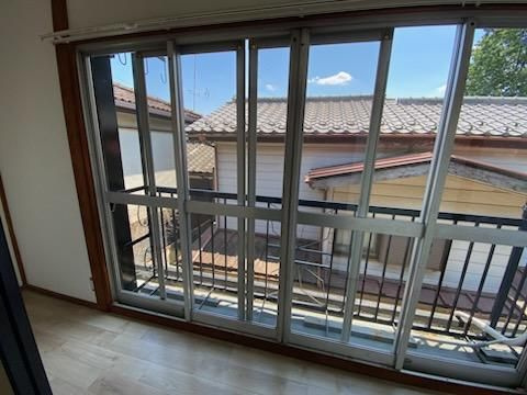 貸家　新座市石神のバルコニー