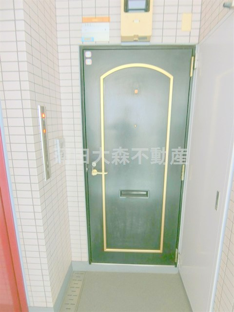 KTエンゼルハイム大森本町第3の玄関
