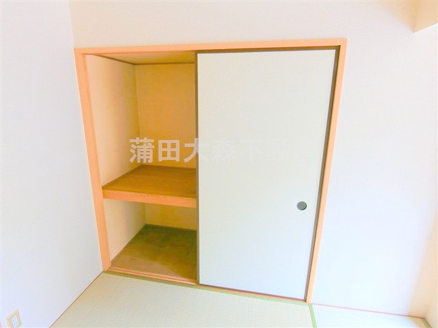 KTエンゼルハイム大森本町第3の収納