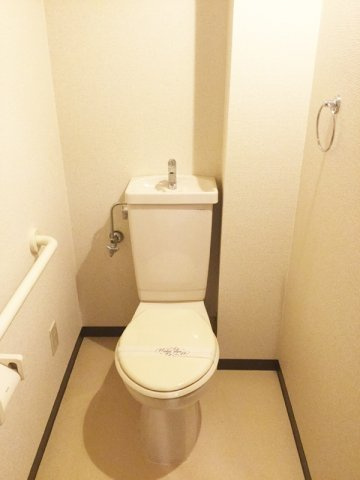 コーシャハイツ苅田のトイレ