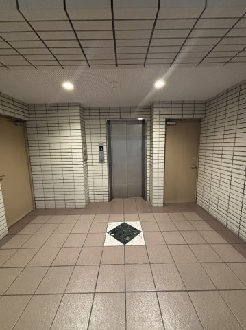 【エントランス】 | ヴェルビュ京町
