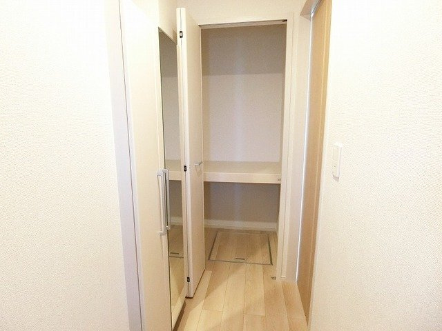 フェリス　サラの玄関