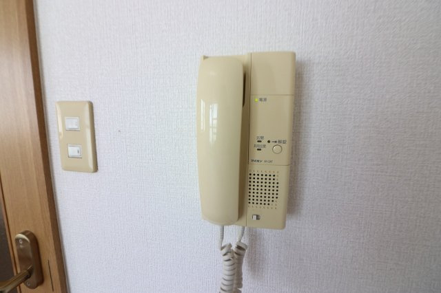 【セキュリティ】 | オズレジデンス鶴見 | インターホンです