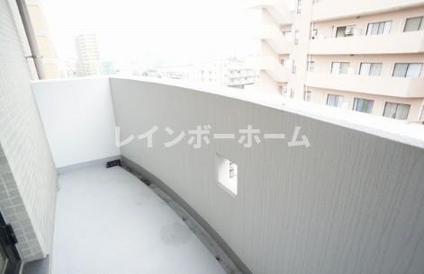 ＵＲＢＡＮ　ＴＥＲＲＡＣＥのバルコニー