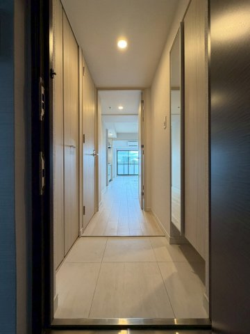 S-RESIDENCE堺筋本町Unoの玄関