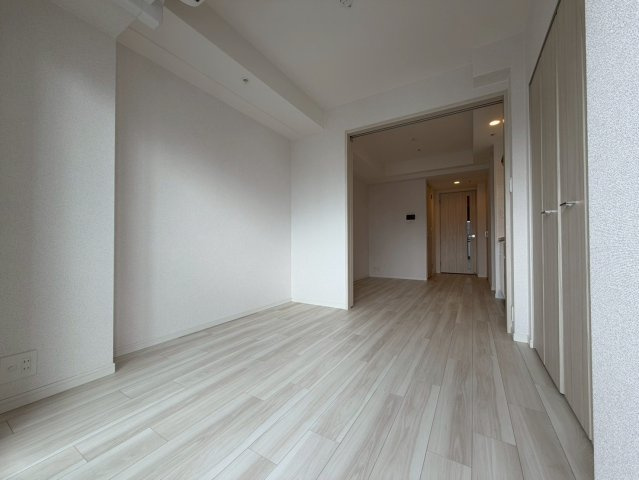 S-RESIDENCE堺筋本町Unoの洋室