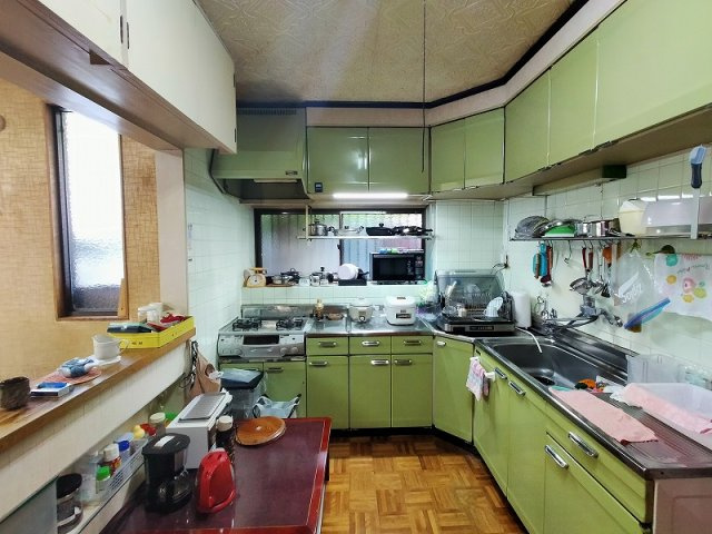 大和町一戸建のキッチン