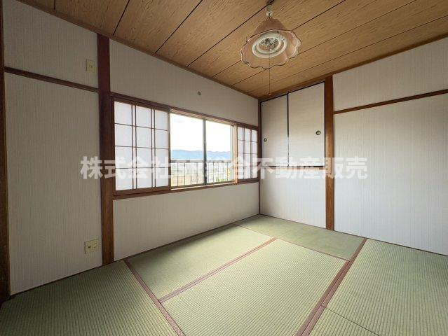 稲葉2丁目中古戸建の寝室|寝る時は布団派の方にはピッタリのお部屋です！