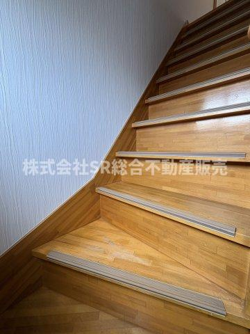 稲葉2丁目中古戸建の内装|専門知識を持ったスタッフがお客様にあった住宅ローンのご提案を致します。
他社様ではできないリフォーム費用のご提案が可能となります。