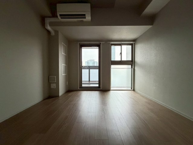 WORVE大阪本町の洋室