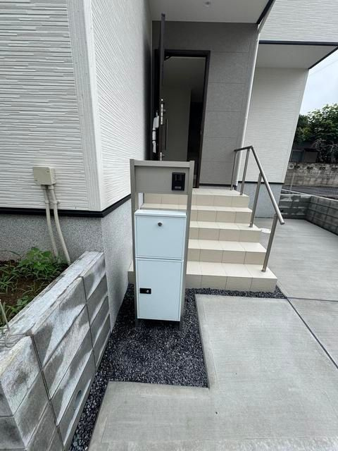 Ｓｕｍａｉ－ｔｏ柏市新逆井０２のエントランス