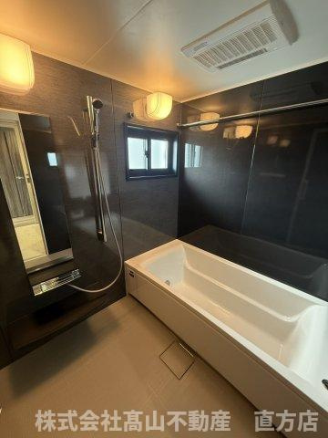 アメイズ直方中央プレミアムの浴室
