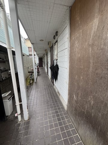 レオパレスシティ門真のエントランス
