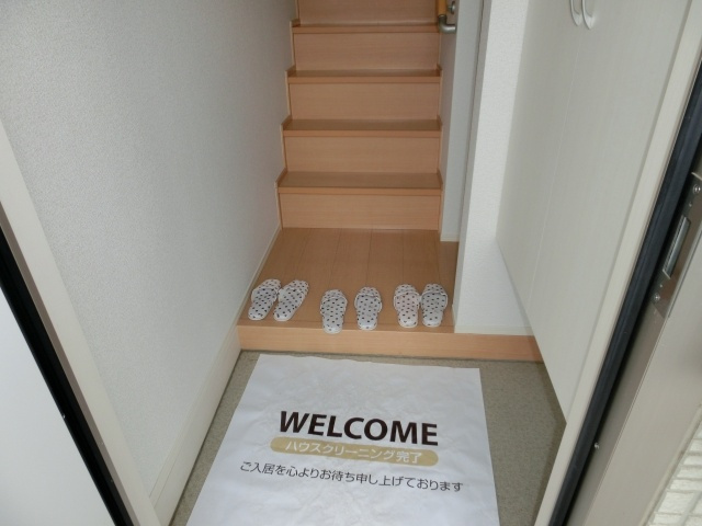 メゾンソレアードの玄関