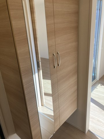 【玄関】 | メゾンシティ7号館 | シューズボックス完備。