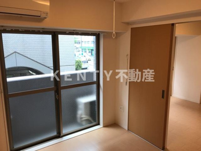 【寝室】 | 上池台ベルズ | 落ち着いた色調の寝室です