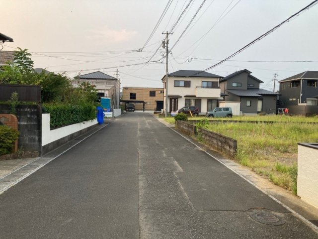 恒久5丁目の前面道路含む現地写真