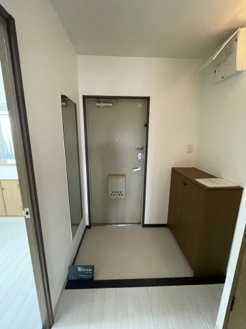 パルティール田中の玄関