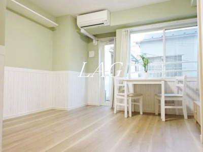 【居間・リビング】 | シンフォニー錦糸町 | 洋室のお部屋です。（モデルルーム）