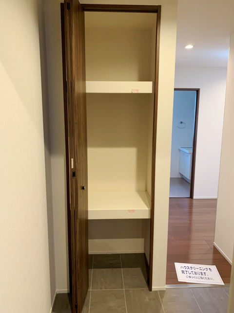 レジデンス泰地の収納