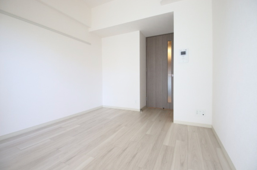 名古屋市昭和区福江１丁目の賃貸マンションの居間・リビング
