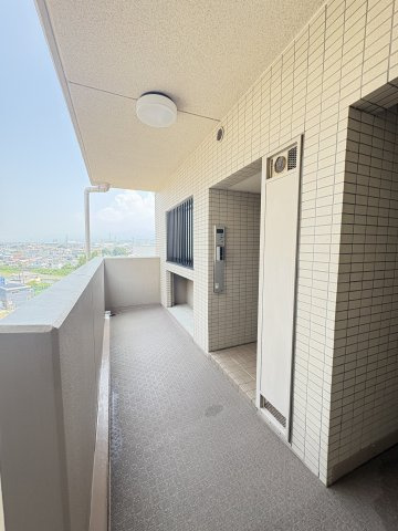 プリンスガーデン沼津　沼津市大岡の玄関|晴れた日には玄関正面に富士山を眺めることができます。