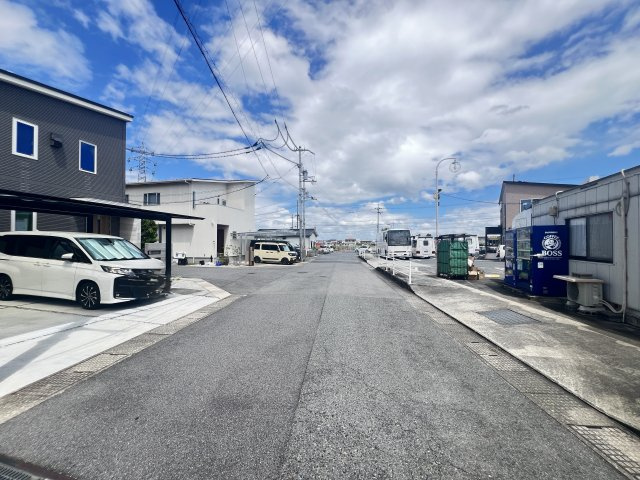橿原市土橋町の前面道路含む現地写真