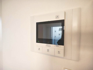 フレンシア麻布十番ノースのセキュリティ|モニター付きインターホンです