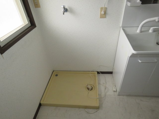 メゾン志藤Bのその他|洗濯機置場