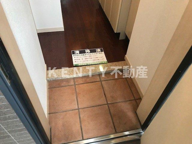 【玄関】 | ステージファースト大森駅前 | 収納もある玄関です