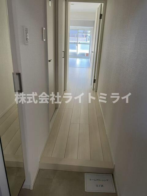 キャッスルマンション西新宿の玄関