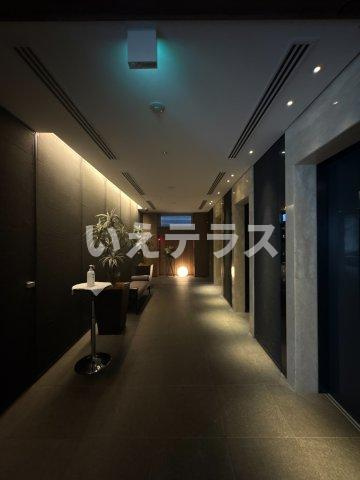 プラウドタワー神戸県庁前のロビー