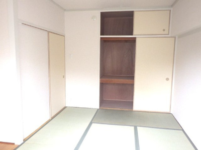 【収納】 | 泉北鴨谷台三丁3-3号棟 | ＊イメージ写真　同建物の別号室