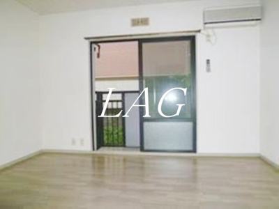 【居間・リビング】 | チェリーハイツ | 洋室のお部屋です。