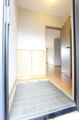 【玄関】 | ユーサンパレスＣ | ※同物件・同タイプの写真です