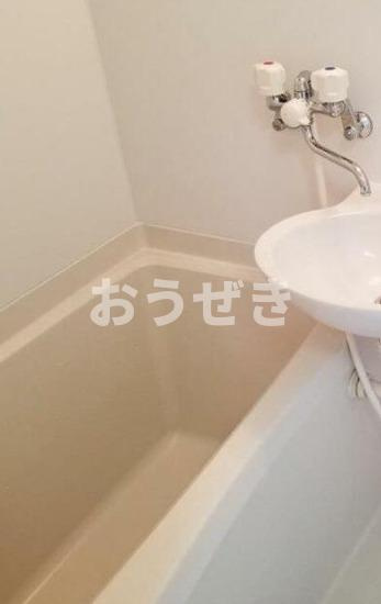 リブリー本牧の浴室