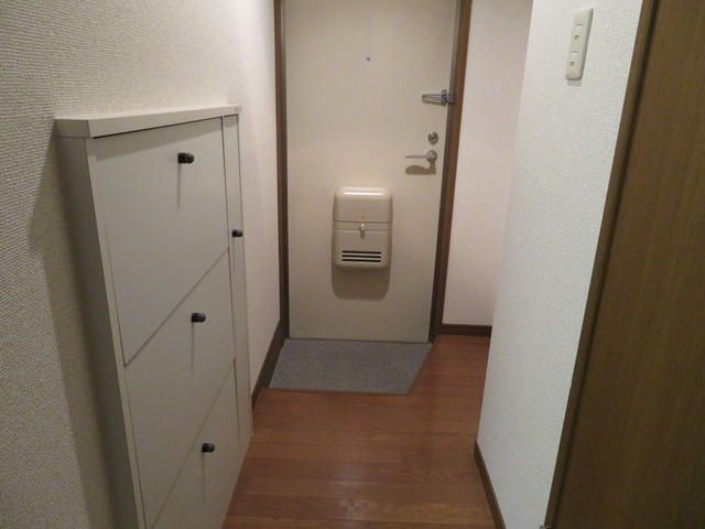 ロワジール貫井Ｅの玄関