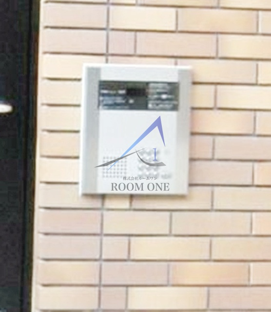 アークスハウス東新宿のセキュリティ|オートロックです。