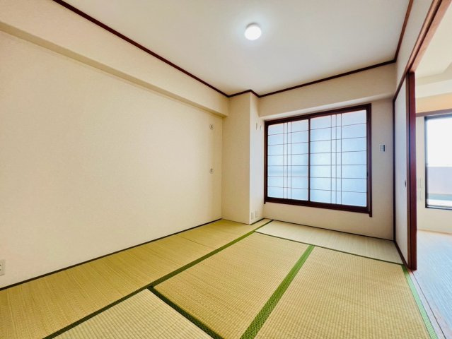 ロイヤルヒルズ舞子の内装