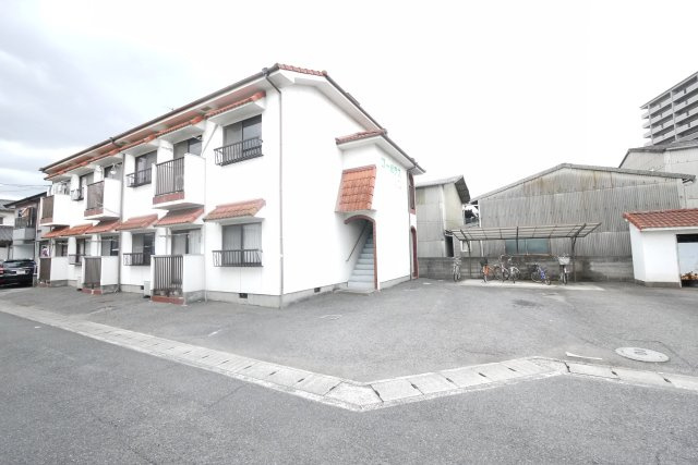 コーポラス小西　当新田の駐車場
