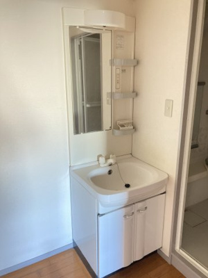 【洗面所】 | ラフォーレ飯倉 | 別のお部屋の写真です