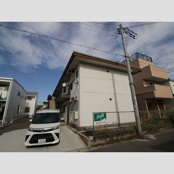 ステージ和坂の外観