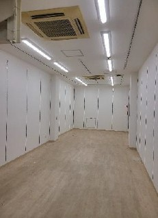 立川ビルの内装