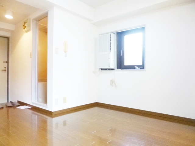 駒込ＭＳビルの居間・リビング|日当たり良好のお部屋です☆