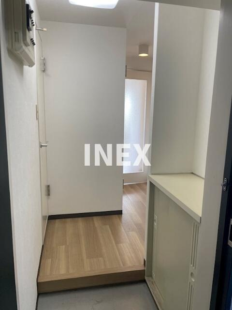 横浜市旭区鶴ケ峰２丁目の賃貸マンションの玄関