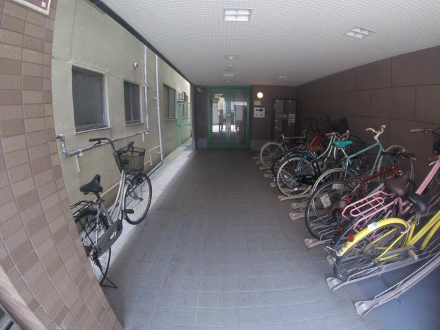 【エントランス】 | エルシャ南森町