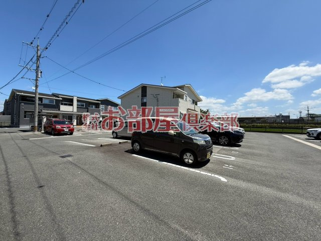 リヴェール恋町 Ⅰの駐車場|駐車場です